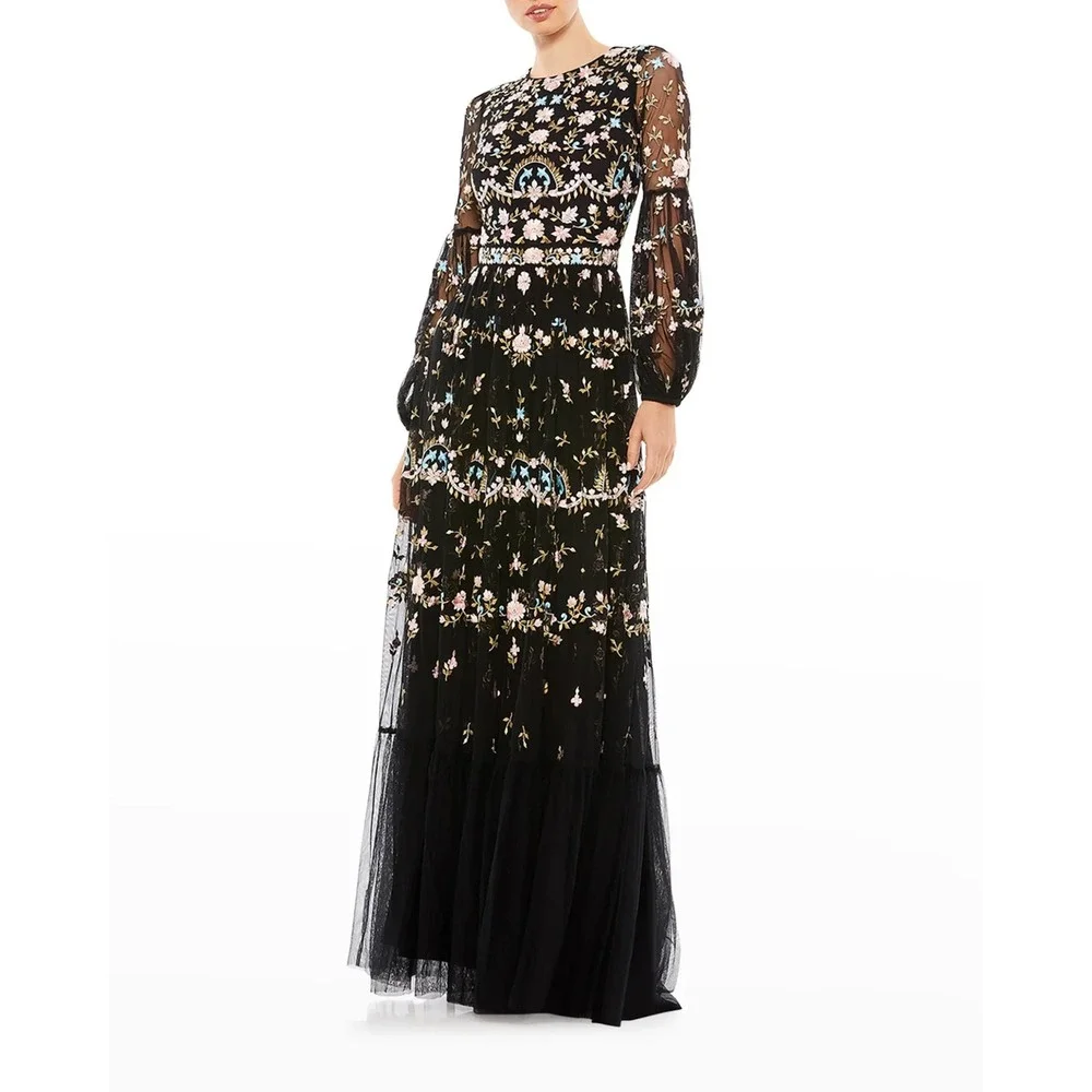 Mac‎ Duggal 35111 Black Floral Embroidered Mesh Maxi Gown Dress Size 8 NEW